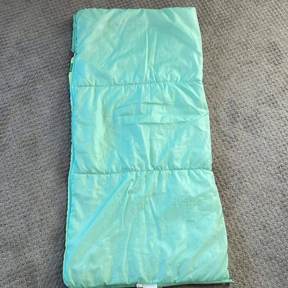 Fairy Princess slumber children’s sleeping bag. Zipper close.